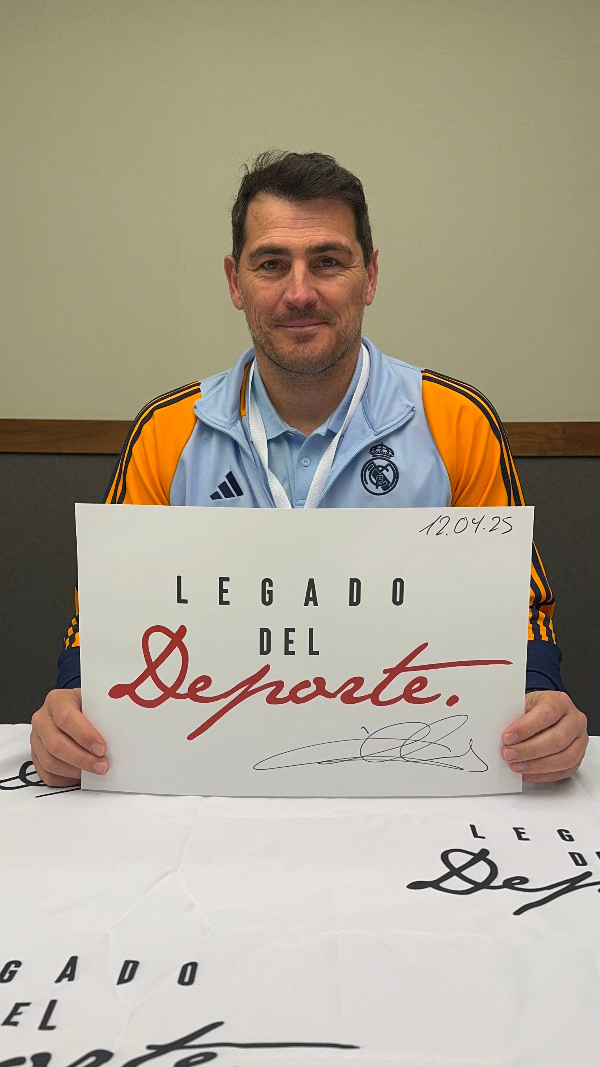 Iker Casillas- Jersey Firmado España