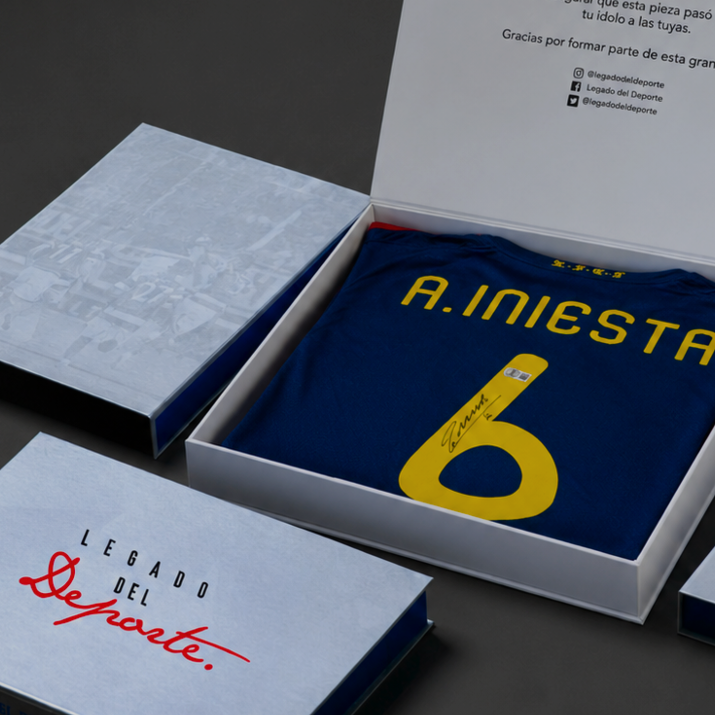 Mystery Box - Campeones Mundiales + Boleto Para Rifa Exclusiva